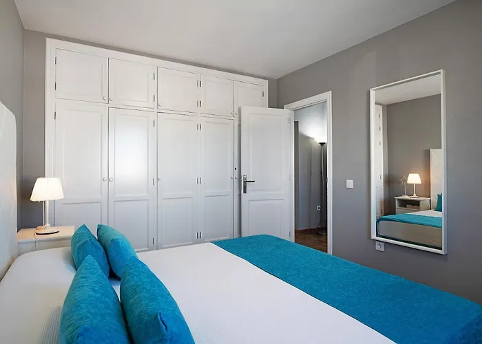 La Estrella Iii Apartment *