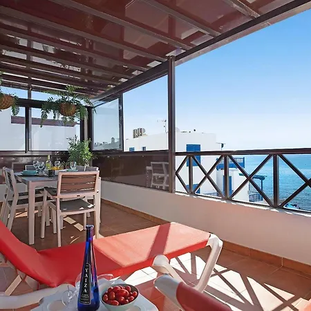 La Estrella Iii Apartment *