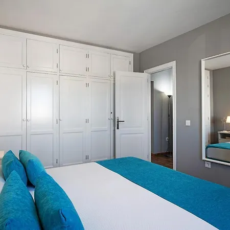 La Estrella Iii Apartment *