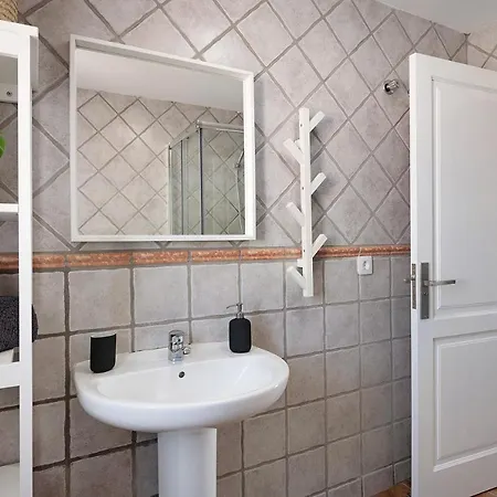 La Estrella Iii Playa Blanca (Lanzarote)